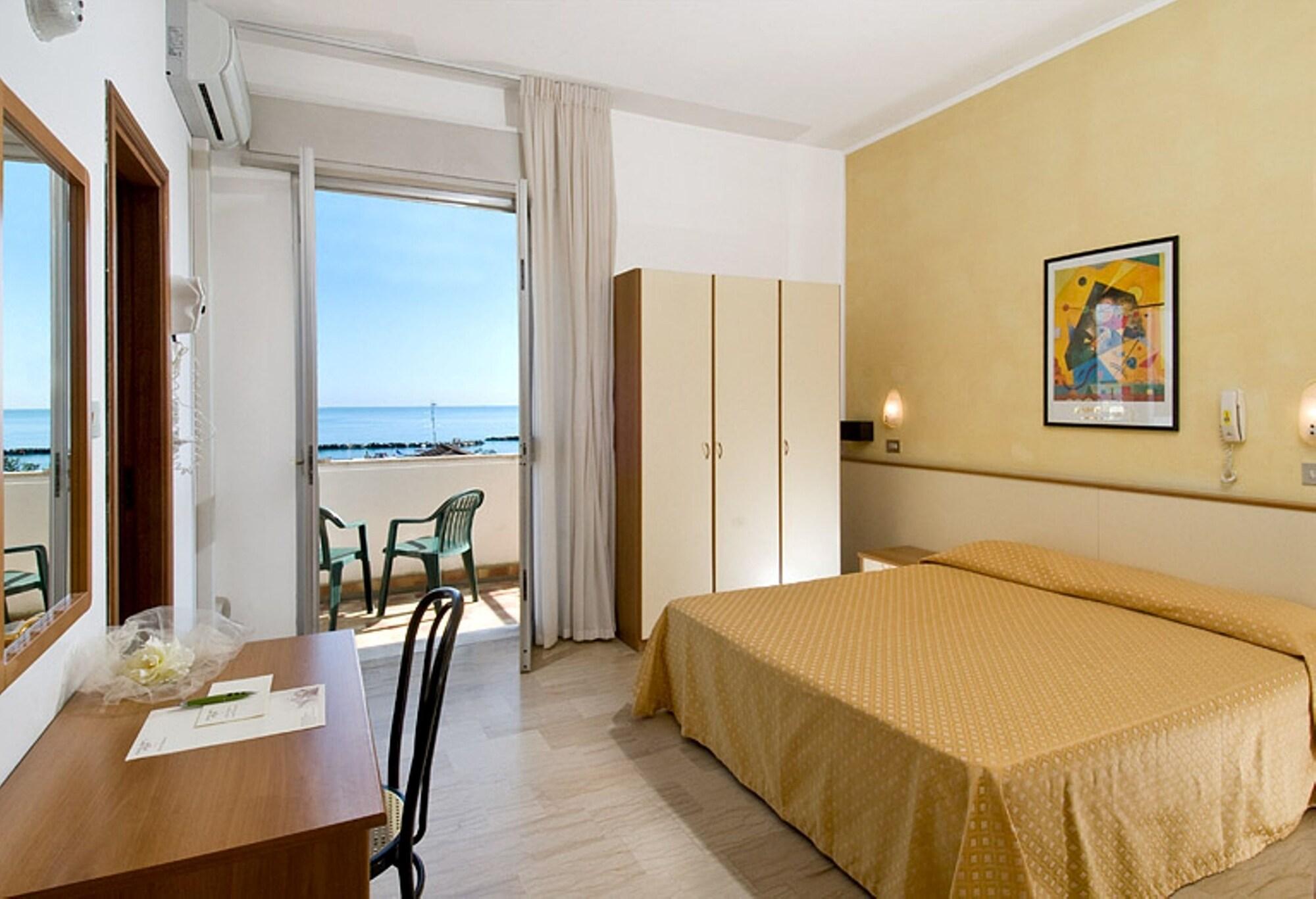 Hotel Arabesco Rimini Zewnętrze zdjęcie