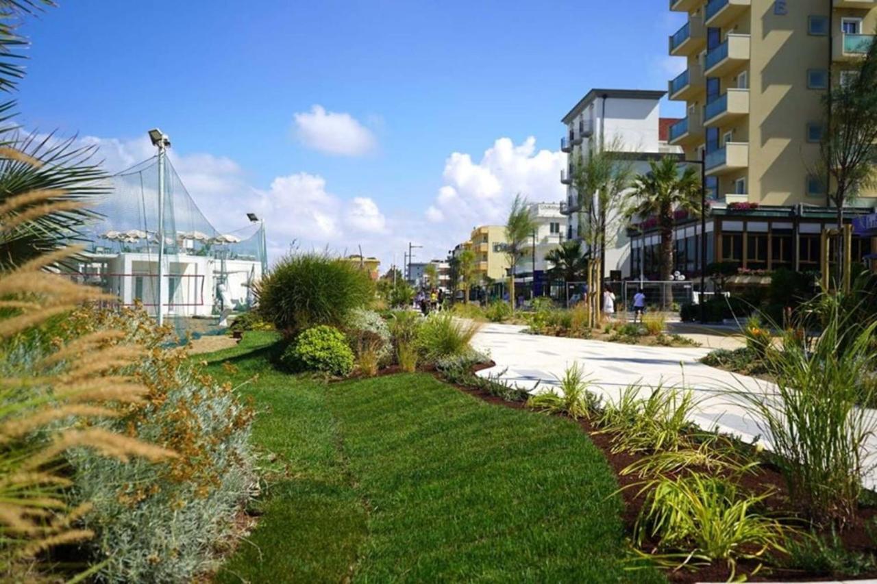 Hotel Arabesco Rimini Zewnętrze zdjęcie